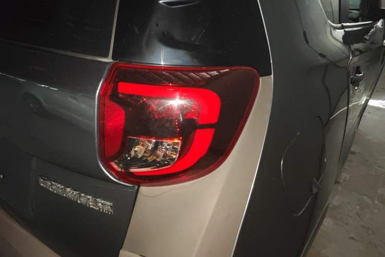 Used Chery Little Ant 2021 150 000 Yuan Ant Fan Edition Ant Trend Version Lithium-Ion Battery
