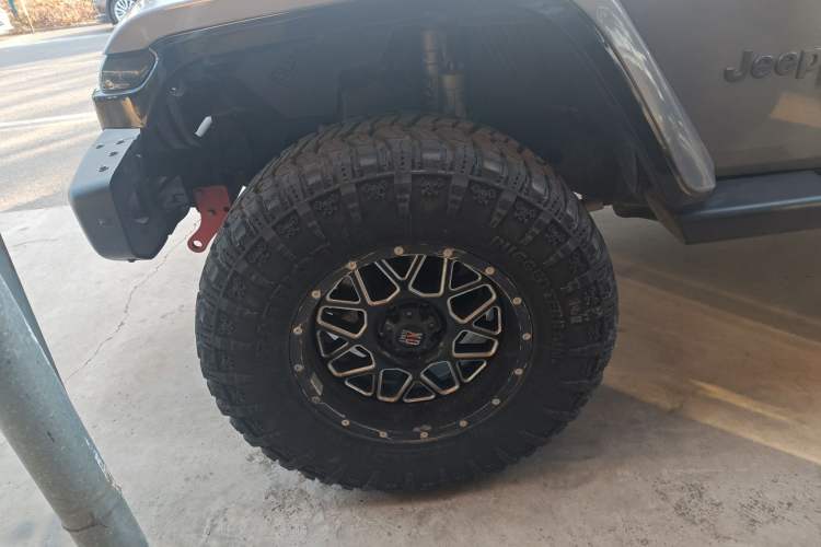 Used  Wrangler 2015 2.8TD Sahara Four-Door Comfort Edition