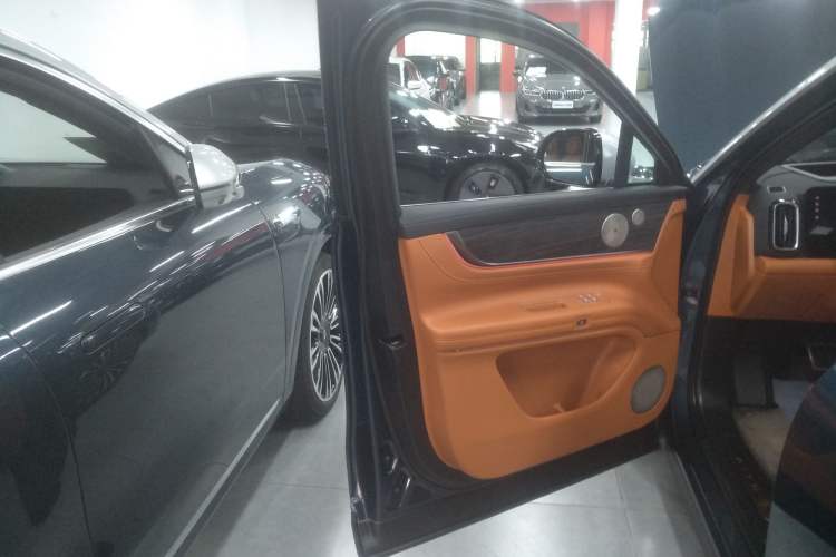 Used Hima AITO M9 2024 Range-Extended Ultra Version 42 kWh 6-Seater Model