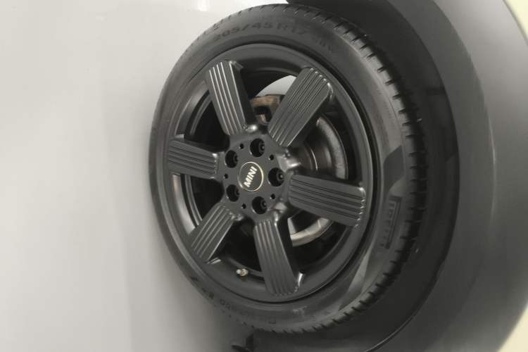 Used MINI MINI 2023 1.5T COOPER Artist
