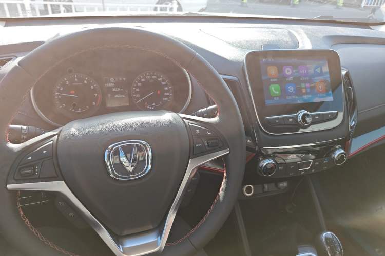 Used Changan CS55 2017 1.5T Manual Colorful Edition