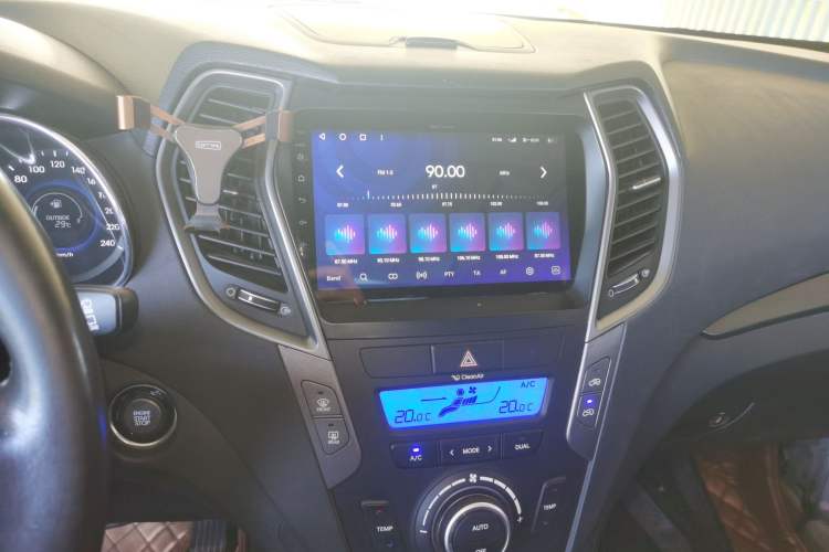 Used Hyundai Santa Fe 2013 2.4L Automatic Two-Wheel Drive Smart Version
