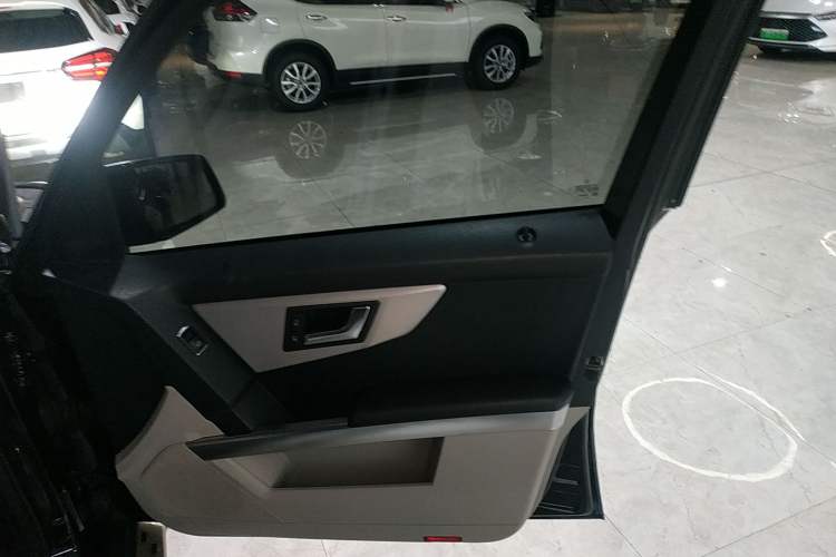 Used Mercedes-Benz GLK-Class 2014 GLK 260 4MATIC Dynamic Model