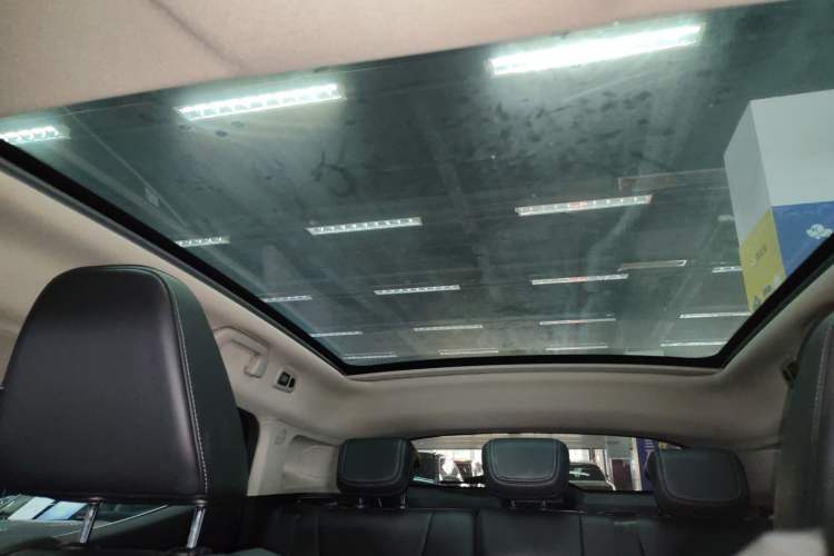 Used Wey VV5 2021 1.5T Two-Wheel Drive Smart Pioneer