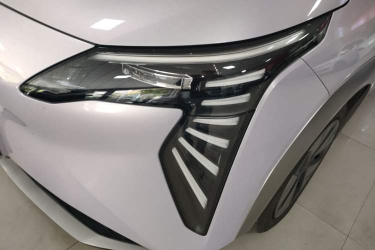 Used AION Y 2023 Younger