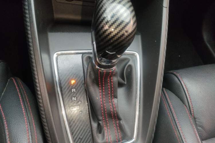 Used MG ZS 2017 16T Automatic Flagship Internet Edition