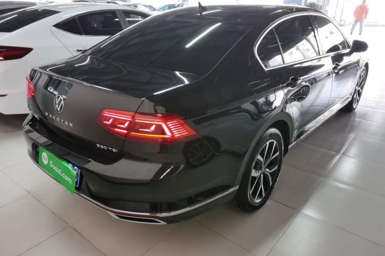 Used Volkswagen Magotan 2020 330TSI DSG Leading Model
