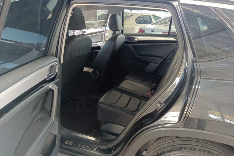 Used Volkswagen Tayron 2019 330TSI Two-Wheel Drive Luxury Model China VI Standard
