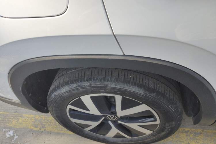 Used Volkswagen Tayron 2023 300TSI Two-Wheel-Drive Luxury Plus Advanced Edition
