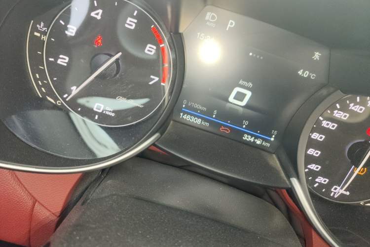 Used Alfa Romeo Giulia 2017 2.0T 280HP Luxury Edition
