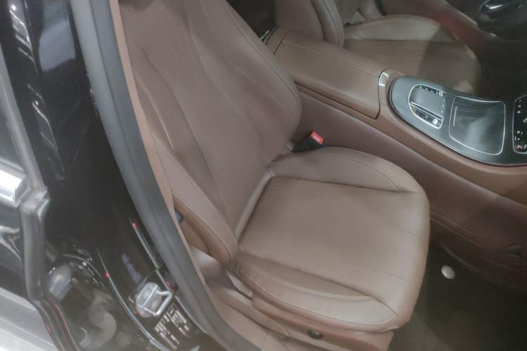 Used Mercedes-Benz E-Class 2023 E 300 L Stylish Model
