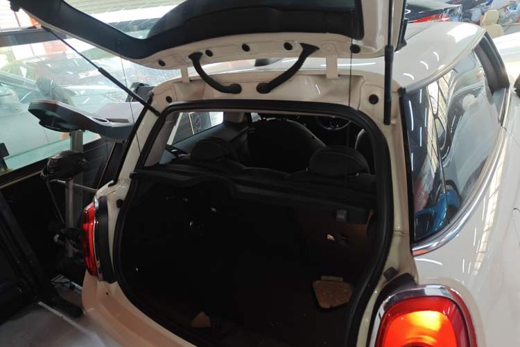 Used  MINI 2014 1.2T ONE+
