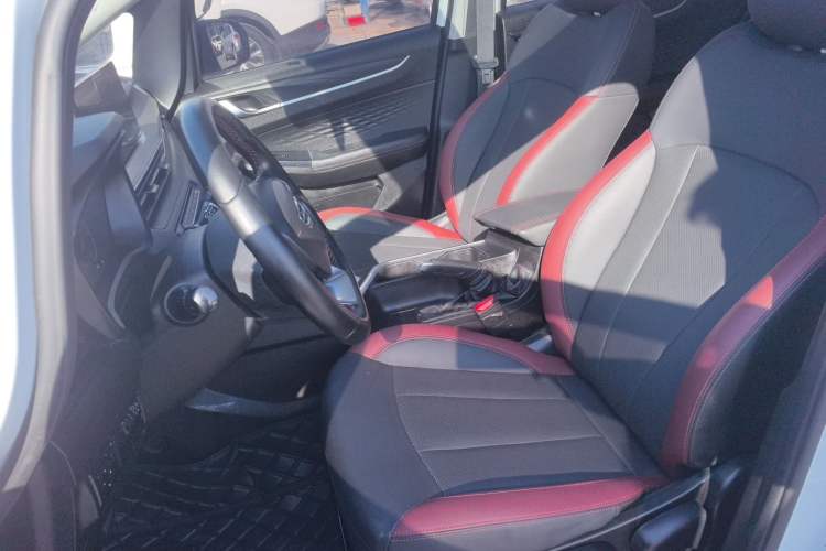 Used Geely Auto Vision X3 2021 PRO 1.5L CVT Deluxe Model
