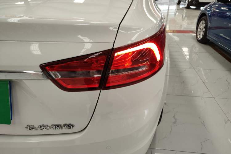 Used Ford Escort 2015 1.5L Automatic Fashion Model