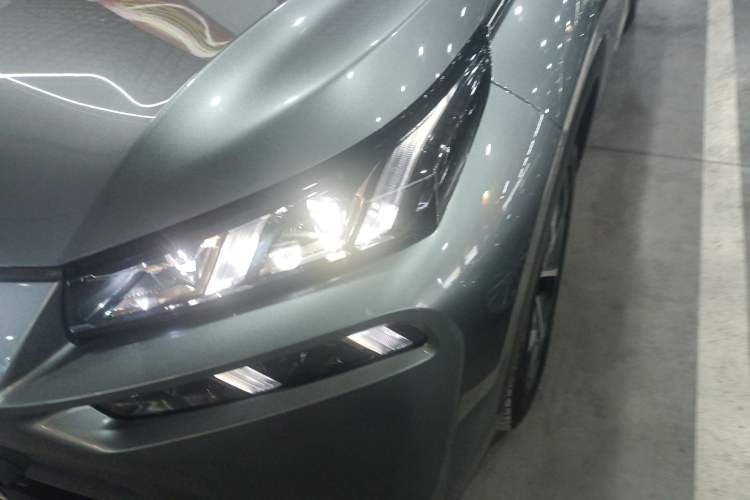 Used AION V 2024 Plus 70 Star Edition Lithium Iron Phosphate