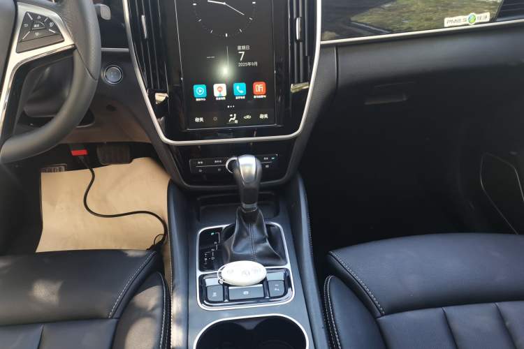 Used BYD Song MAX 2017 1.5T Automatic Smart Connect Elite 7-Seater
