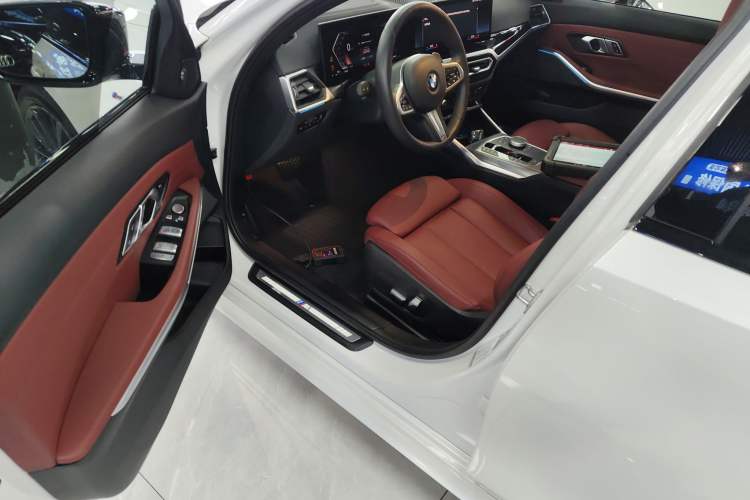 Used BMW 3 Series 2023 325i M Sport Night Edition Package
