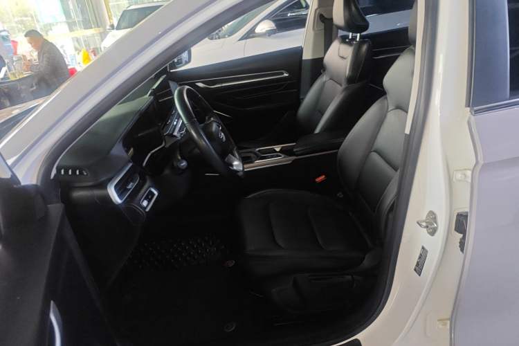 Used Geely Auto Emgrand 2022 4th Generation 1.5L CVT Luxury Model
