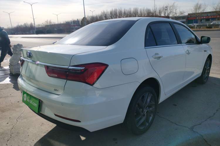 Used BYD Qin New Energy 2019 High-Range Luxury Model