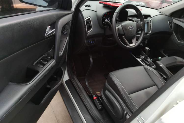 Used Hyundai ix25 2015 1.6L Automatic Two-Wheel Drive Smart GLS Trim