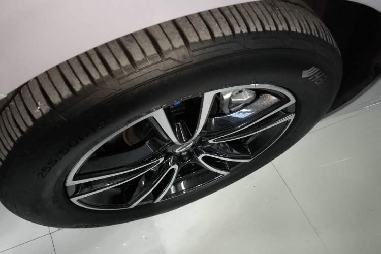 Used Hima AITO M5 2024 Extended-Range Max Rear-Wheel Drive Advanced Intelligent Driving Version
