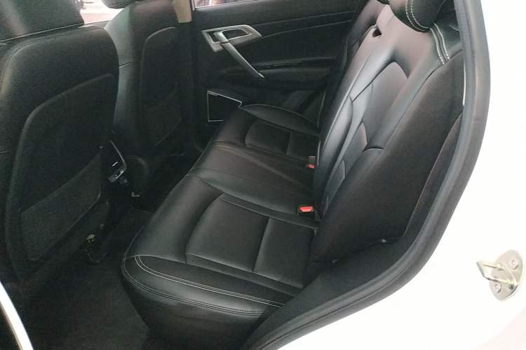 Used Geely Auto Emgrand X7 Sport 2016 1.8TD Automatic ZhiShang Model
