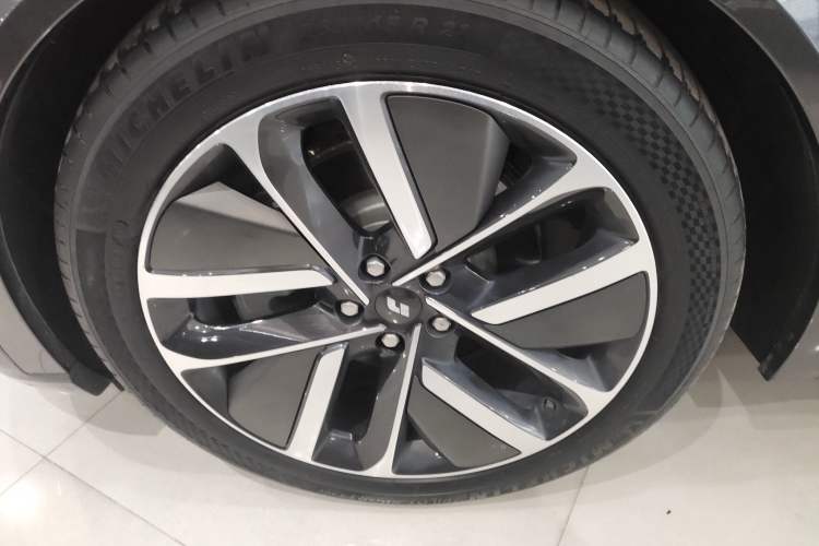 Used Li Auto L9 2022 Max model
