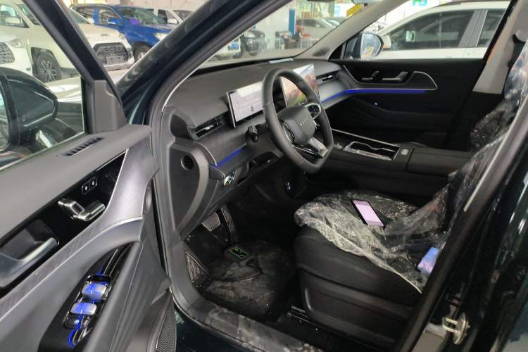 Used Chery Fengyun T9 2025 120 Long-Range Luxury Version 7 Seats Lithium Iron Phosphate