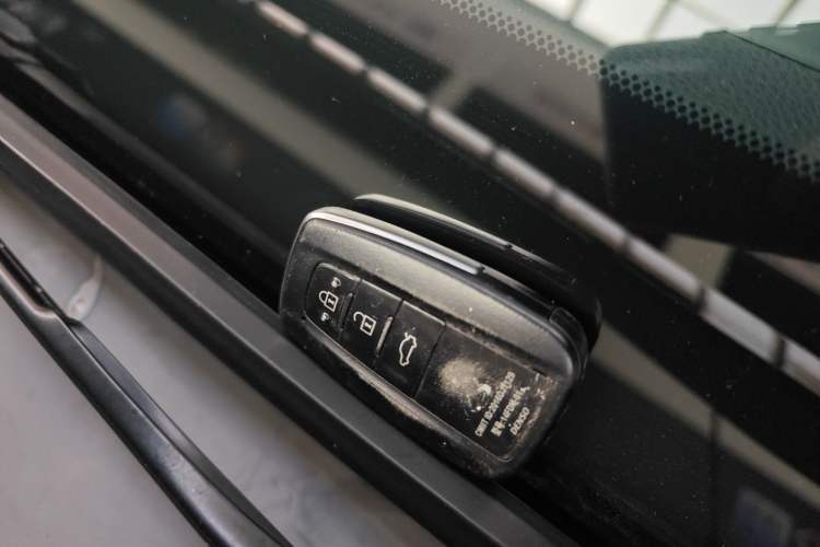 Used Toyota Camry 2019 2.5G Luxury Edition China VI Standard