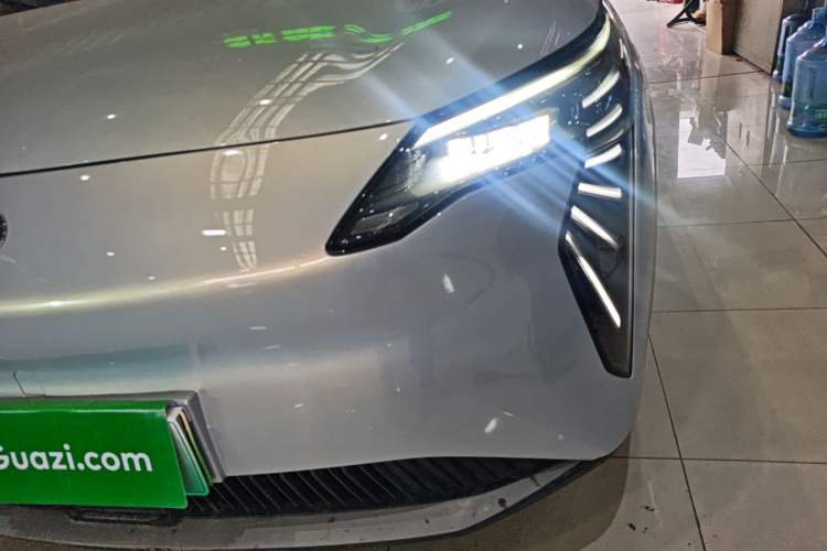 Used AION Y 2023 Younger