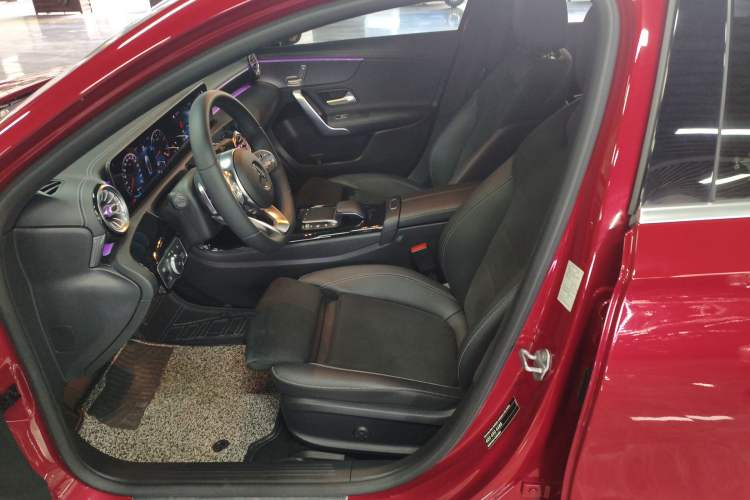 Used Mercedes-Benz A-Class 2020 Restyled A 200 L Sport Sedan Fashion Version