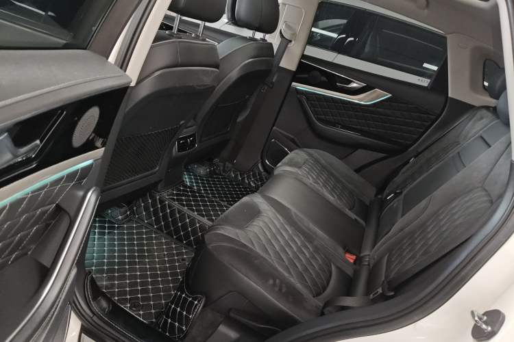 Used Hongqi HS5 2019 2.0T Smart Connect Flagship All-Wheel-Drive Version