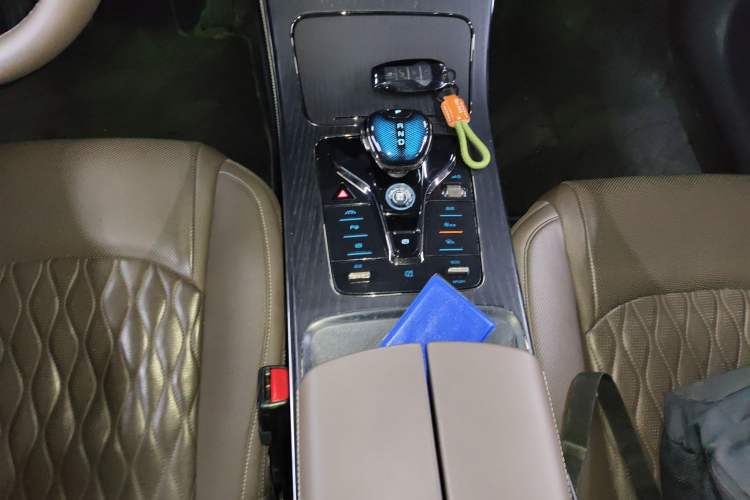 Used BYD Han 2020 EV Four-Wheel Drive High-Performance Flagship Model
