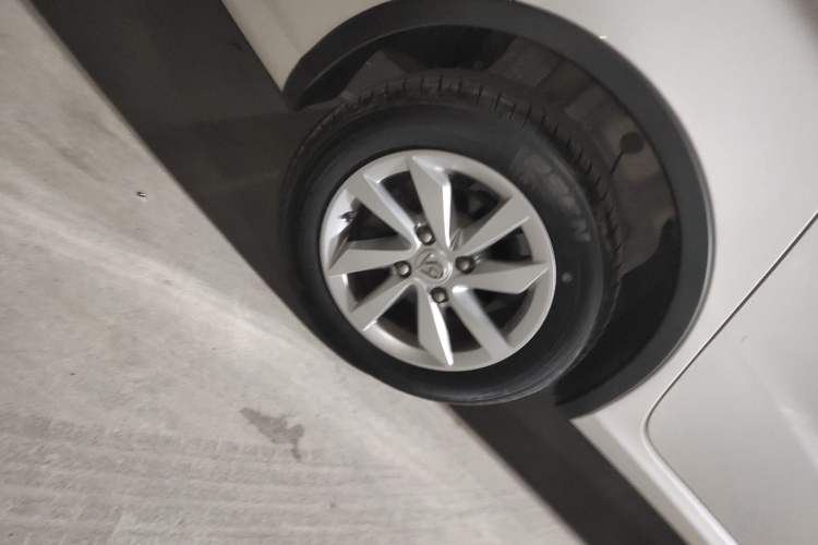 Used Baojun 310W 2017 1.5L Manual Fashion Model China V
