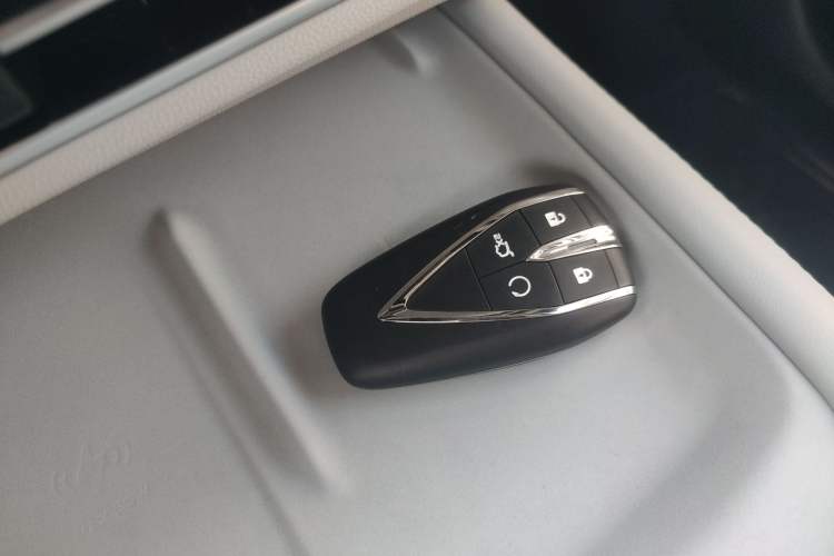 Used Changan UNI-Z 2025 500Bar PRO
