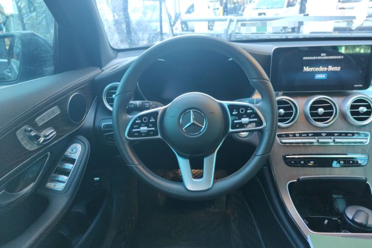 Used Mercedes-Benz GLC 2020 Facelift GLC 300 L 4MATIC Dynamic Edition
