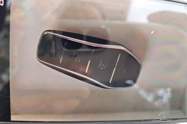 Used BYD Han 2022 DM-i 121KM Prestige Model