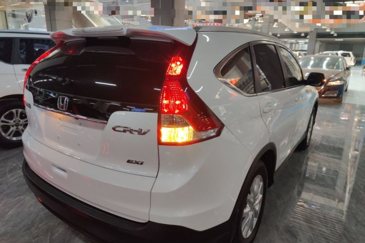 Used Honda CR-V 2013 2.0L Two-Wheel-Drive Classic Edition