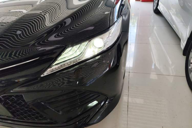 Used Toyota Camry 2019 Revised Version 2.0G Luxury Edition
