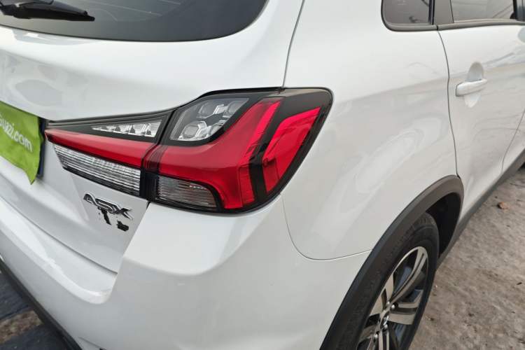 Used Mitsubishi ASX 2020 2.0L CVT Smart Edition
