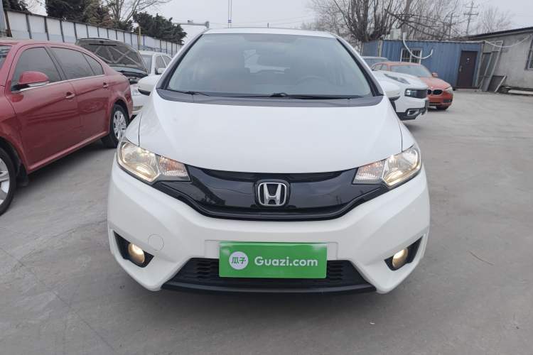 Used Honda Fit 2016 1.5L SES CVT Fashion Sunroof Edition

