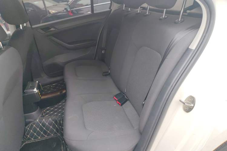 Used Volkswagen Jetta 2017 1.5L Automatic Fashion Model
