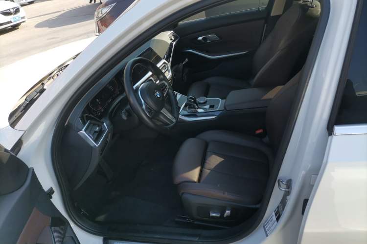 Used BMW 3 Series 2022 Restyled 320Li M Sport Package
