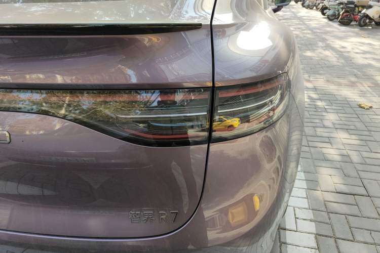 Used Hima Luxeed R7 2024 All-Electric 736 km Ultra
