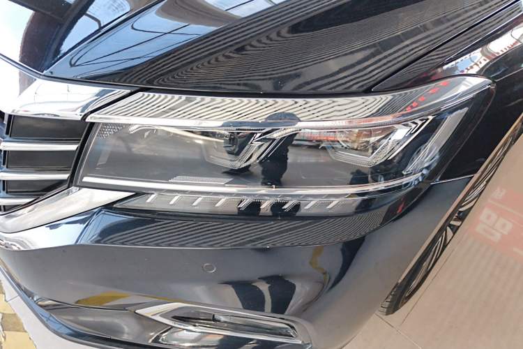 Used Volkswagen Passat 2019 330TSI Luxury Edition China VI Standard