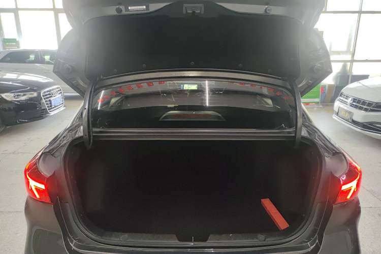 Used Changan Eado 2023 Changan Edition PLUS Blue Whale NE 1.4T GDI DCT Prestige Version