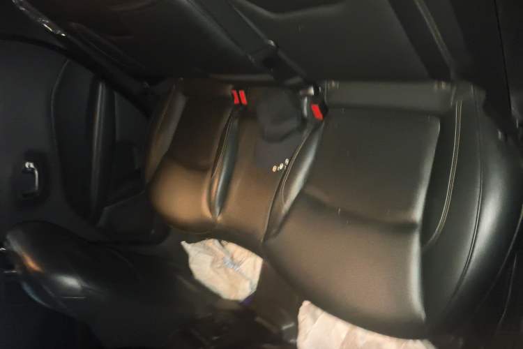 Used  Compass 2017 200T Automatic Family Edition
