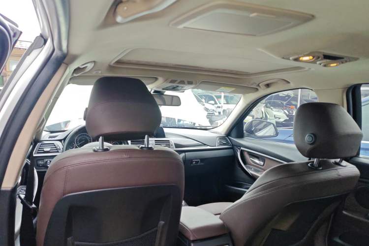 TDK.VehicleDetails.img