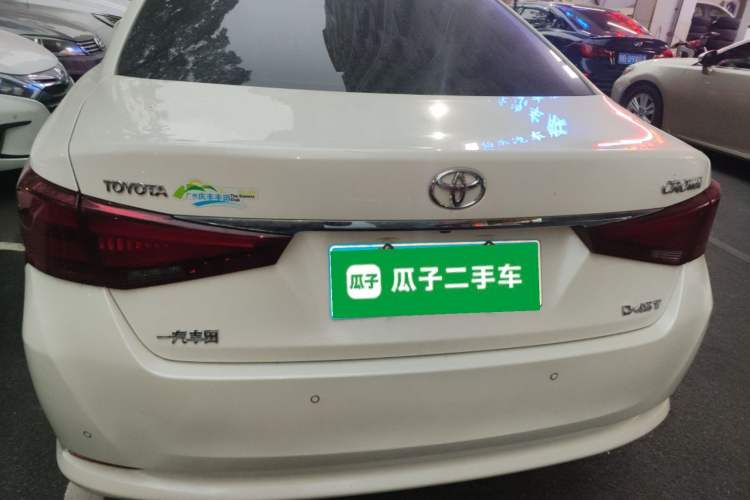 Used Toyota Crown 2015 2.0T Fashion Edition