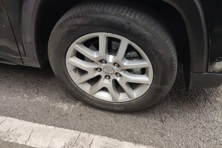 Used  Commander 2018 2.0T Two-Wheel Drive Enjoyment Version China VI Emission Standard